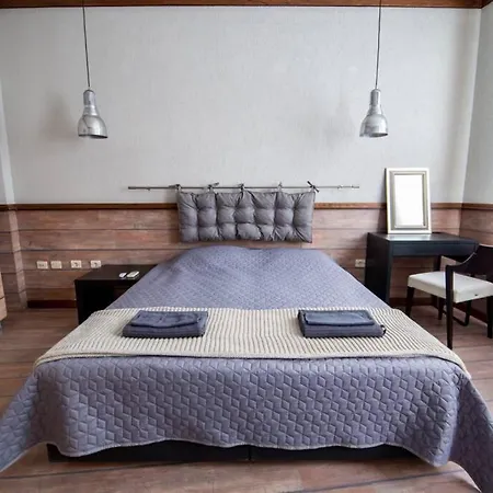 Huge Stylish Monroe 1 / Centre *