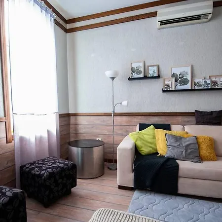 Huge Stylish Monroe 1 / Centre Апартаменти