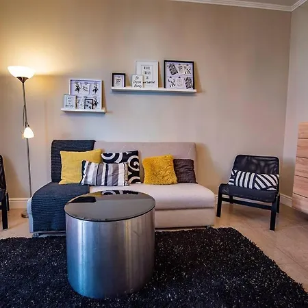 Huge Stylish Monroe 1 / Centre * Пловдив