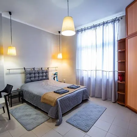 Huge Stylish Monroe 1 / Centre Apartment Plovdiv