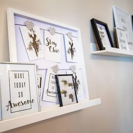 Huge Stylish Monroe 1 / Centre Apartment