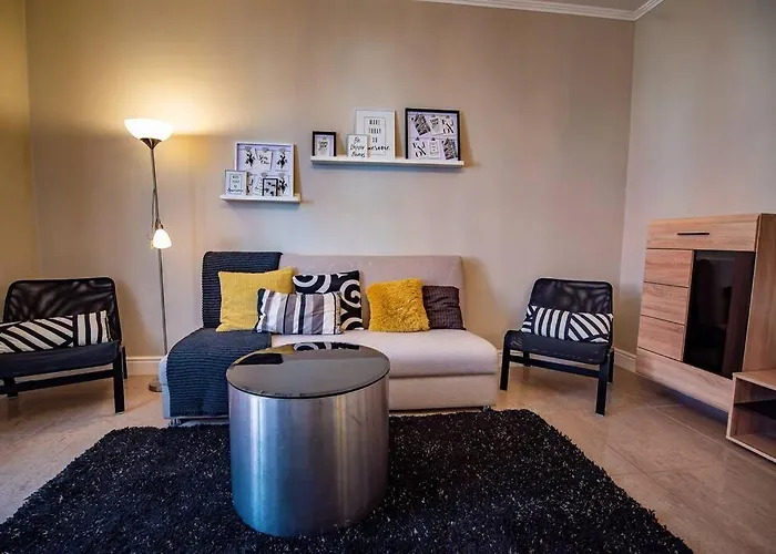 Huge Stylish Monroe 1 / Centre * 普罗夫迪夫