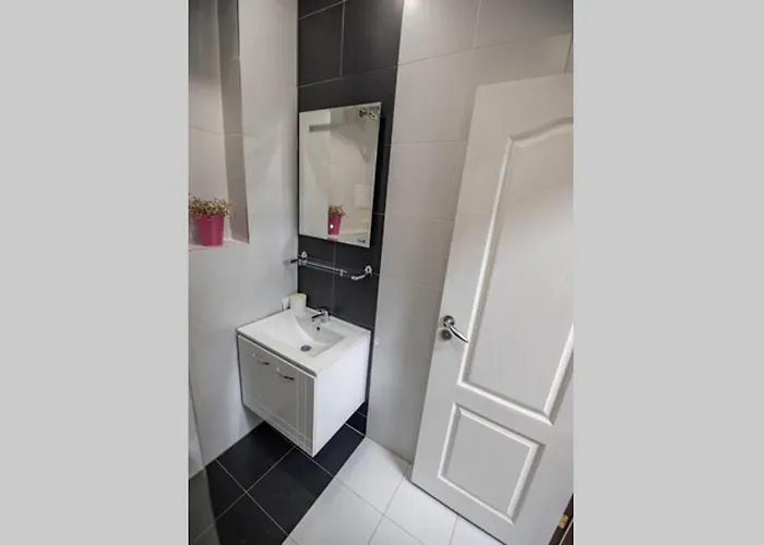 Huge Stylish Monroe 1 / Centre 公寓 *